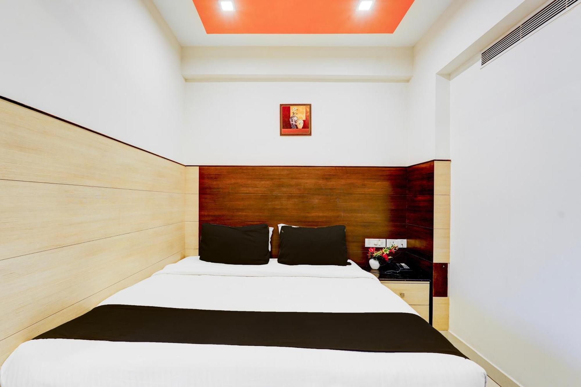 Super Townhouse Chennai Near Airport Formerly Sai Bala Budget Екстериор снимка