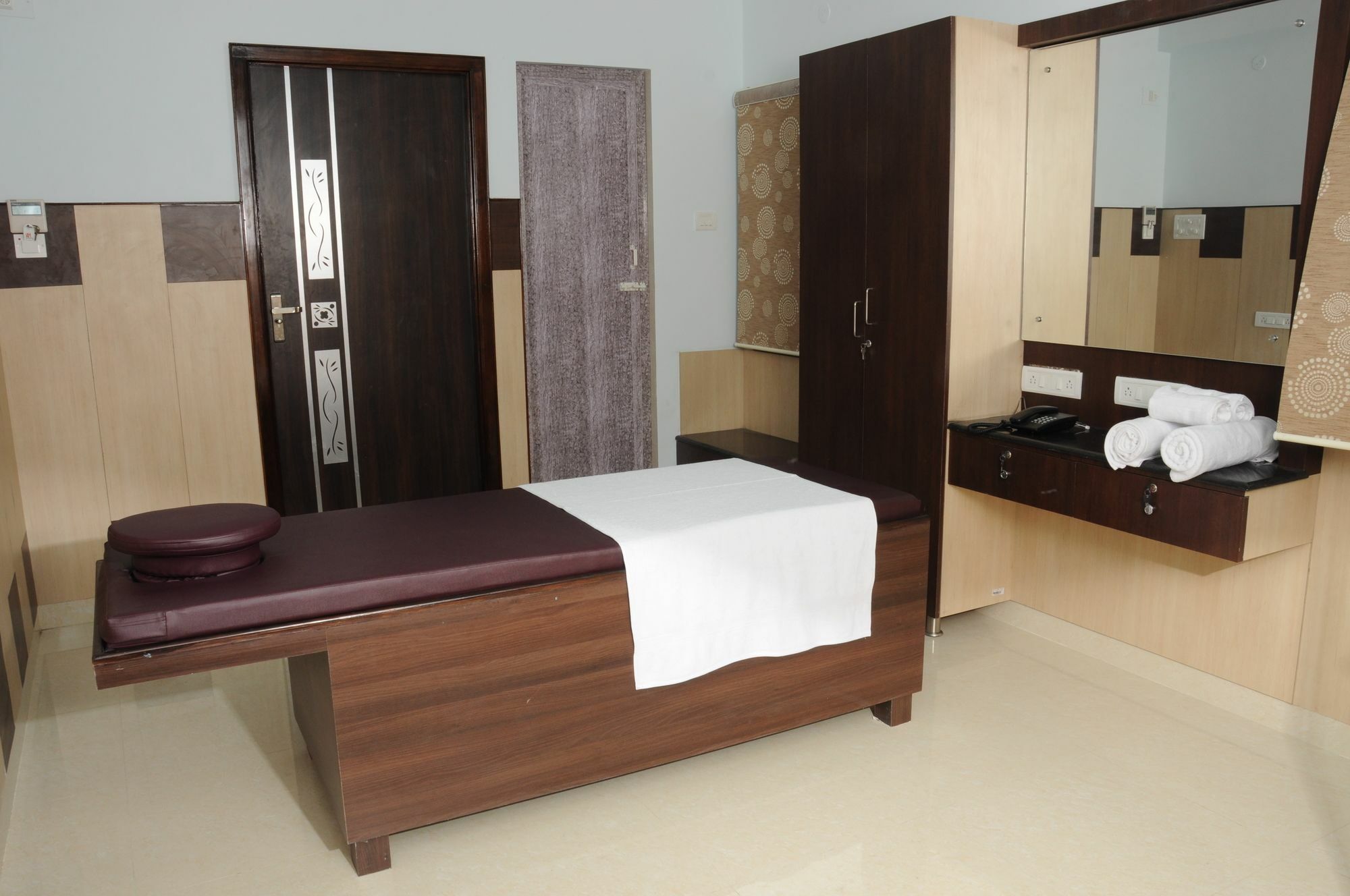 Super Townhouse Chennai Near Airport Formerly Sai Bala Budget Екстериор снимка